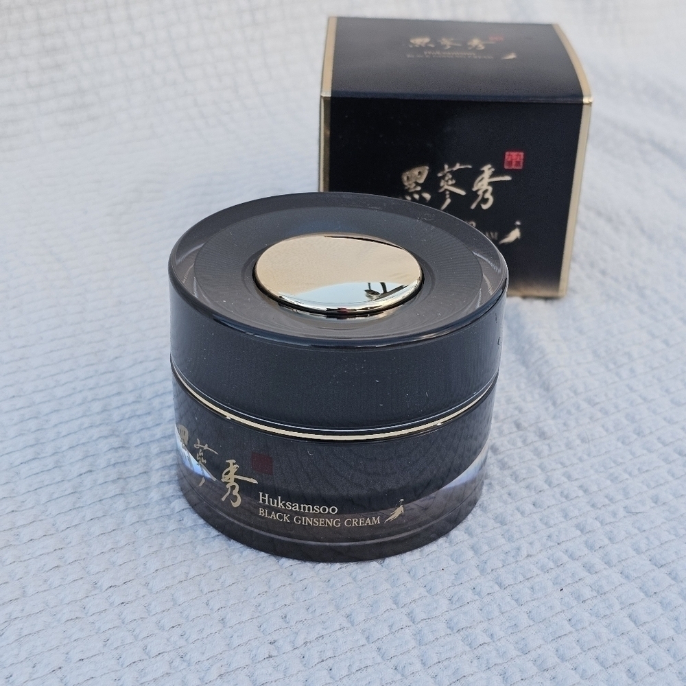 Huksamsoo Black Ginseng Moisturizer Cream 50ml